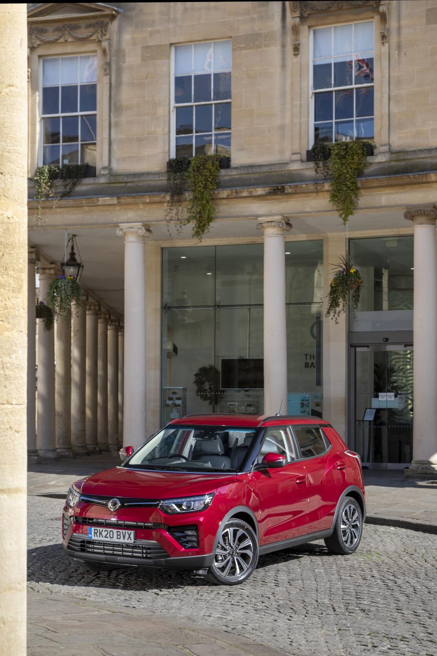  SsangYong Tivoli Ultimate 2020 года  (UK) (фото 34 из 63)